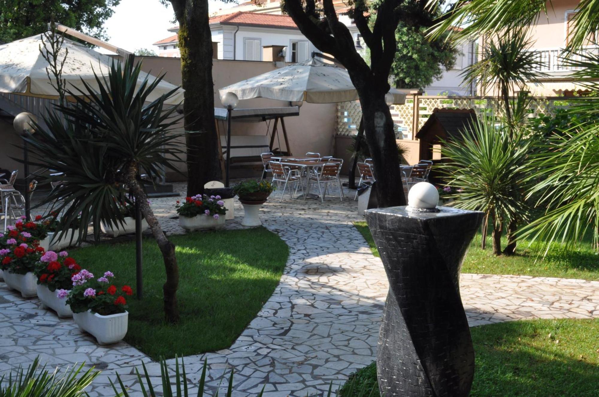 Hotel Roma 3*