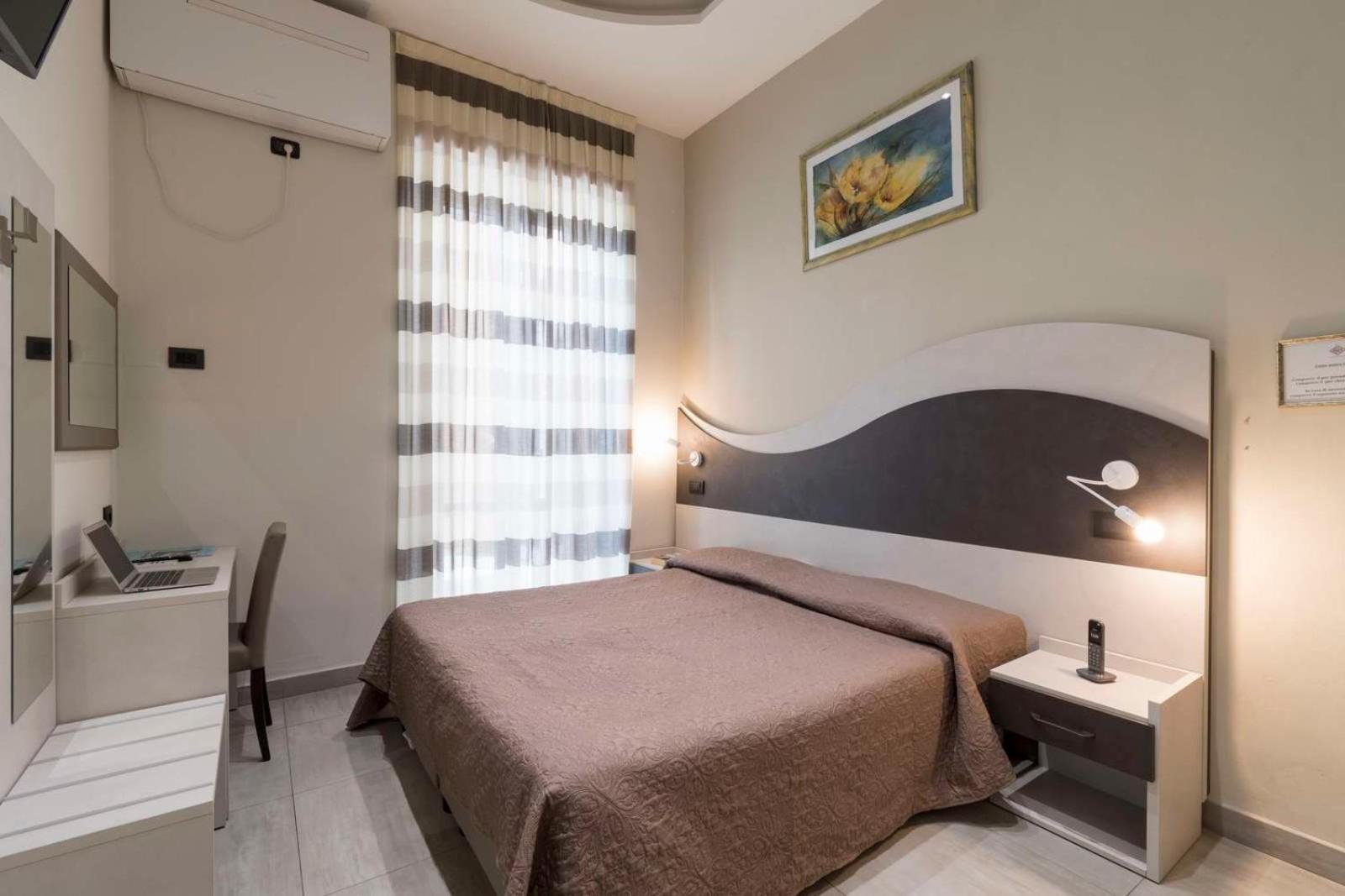 Roma 3* Marina di Massa