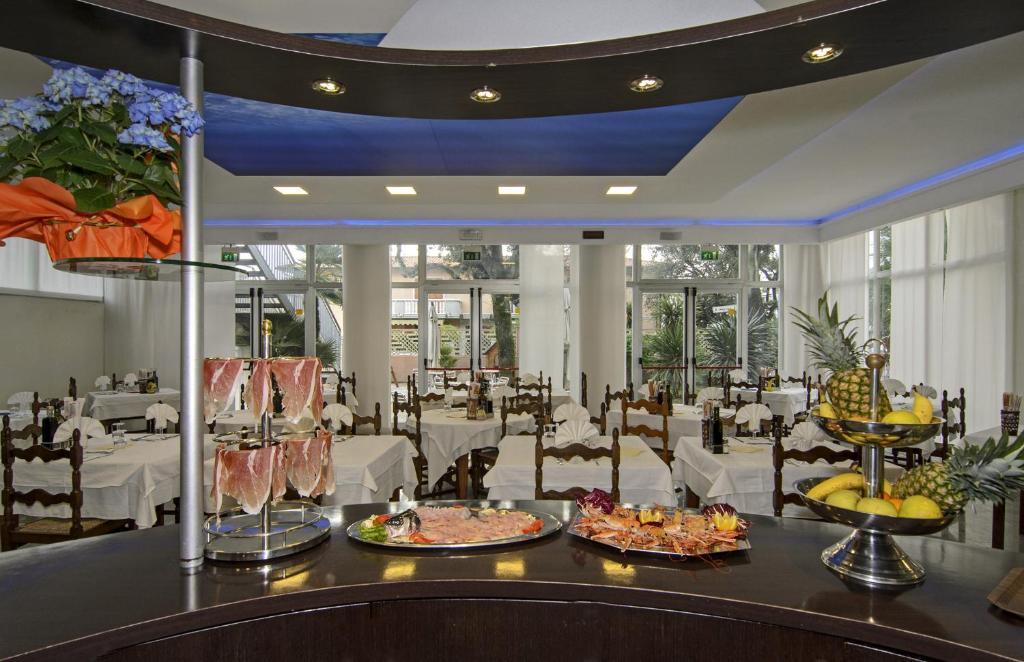 Roma Hotel 3*